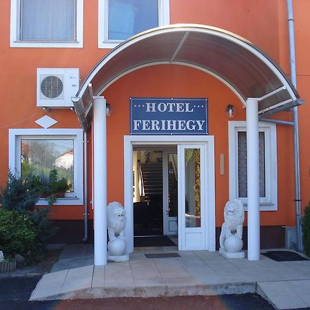 Hostel Ferihegy 베체스 외부 사진